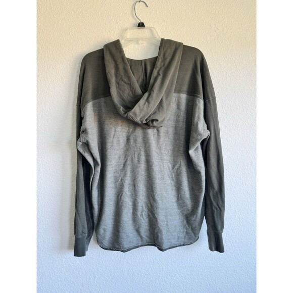 BKE Women's Green Long Sleeve V Neck Button Down Sweater Pockets Small - Picture 10 of 14